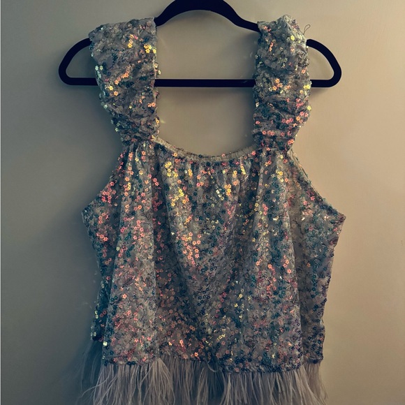 New Queen of Sparkles Flower Sequin Feather top - Picture 2 of 4